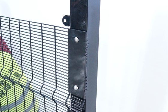 L2.2m Semi Circle Anti Climb Fencing Panels 358 Mesh Fence PVC Coating