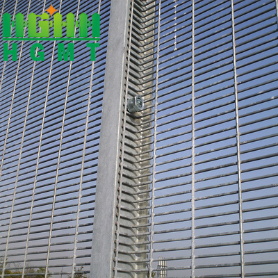 358 High Security Anti Climb Wire Mesh Fence Panel 1.5m Outdoor Security WPC Frame Clear View Metalen staal