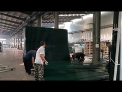 Anti-klim hek Hoog beveiligde muur spikes op de top van de muur